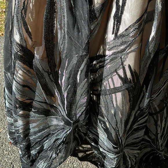 Bridess formal dress US size12 - Picture 5 of 7